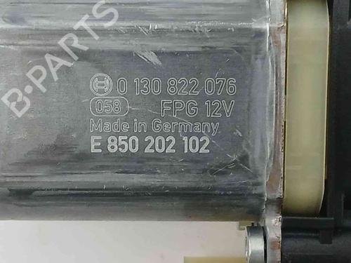 Left front window motor VW TOURAN (5T1) | BP38749962E21 - Image 2