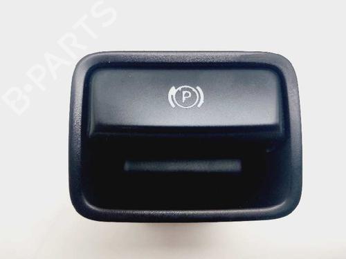 Parkbremsarm/handtak Parkbremsarm/handtak MERCEDES-BENZ B-CLASS Sports Tourer (W246, W242) B 180 CDI / d (246.212) (109 hp) 20685077 20685077