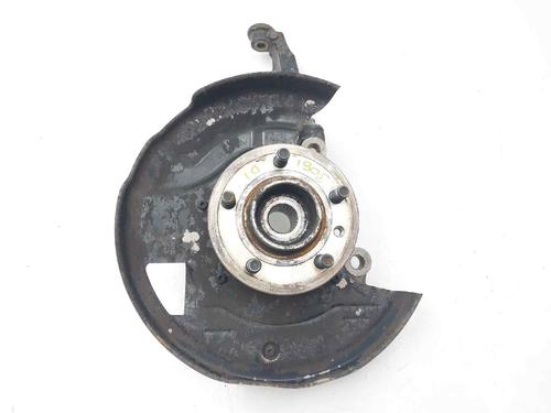 Used Left front steering knuckle Left front steering knuckle LAND ROVER DISCOVERY III (L319) 2.7 TD 4x4 (190 hp) 13237105 13237105