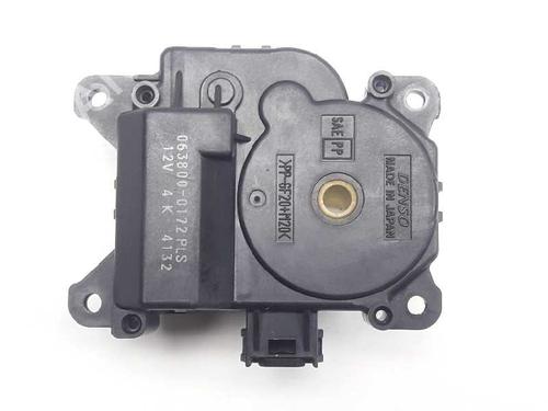 Used Electronic module Electronic module LEXUS IS II (_E2_) 220d (ALE20) (177 hp) 14500445 14500445