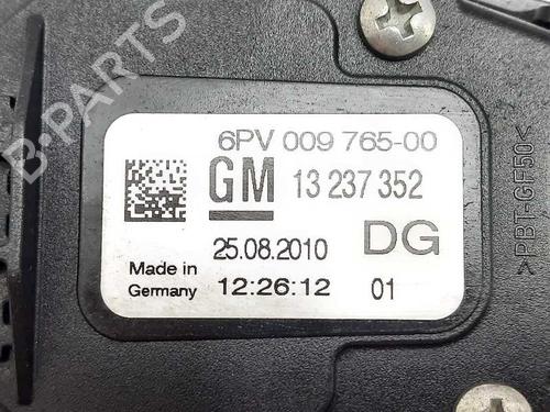  - Image 3