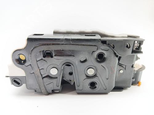 front-right-lock-skoda-octavia-iii-combi-5e5-5e6-2012-2013-2014-2015-2016-2017-2018-2019-2020-23430607 main image