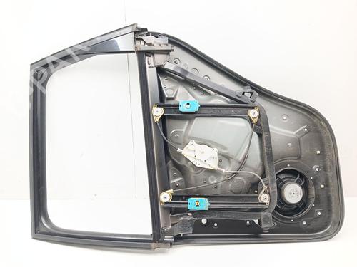 Rudehejsemekanisme venstre bagtil VW TOUAREG (7LA, 7L6, 7L7) 2.5 R5 TDI (174 hp) 29077317