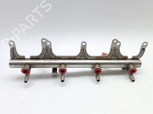 Used Injection rail Injection rail AUDI A4 B8 Avant (8K5) 1.8 TFSI quattro (160 hp) 35723705 35723705