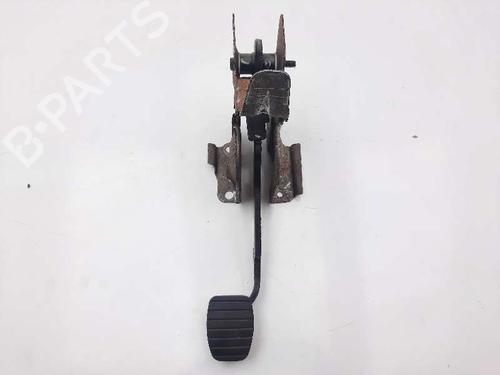 Used Break pedal Break pedal DACIA SANDERO II TCe 90 (B8M1, B8MA, B8AC) (90 hp) 20678767 20678767