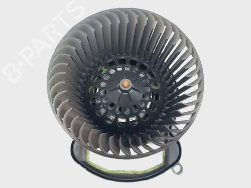 Used Heater blower motor RENAULT MEGANE IV Hatchback (B9A/M/N_) [2015-2025]  20685926