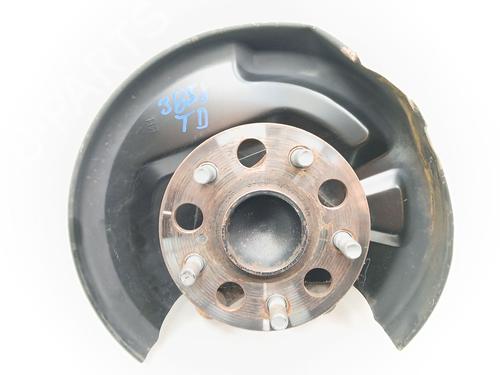 Used Right rear steering knuckle Right rear steering knuckle TOYOTA C-HR (_X1_) 1.8 Hybrid (ZYX10_, ZYX11_, ZYX10R, ZYX11R) (122 hp) 25258253 25258253