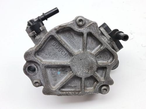 Vacuum pump CITROËN C4 II (NC_) 1.6 HDi 90 | BP36032646M80 - Image 2