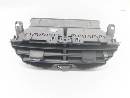 Used Air vent PEUGEOT 208 I (CA_, CC_) 1.2 VTI 82 (82 hp) 29202777