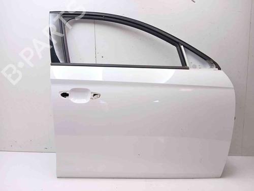 Dør højre fortil Dør højre fortil OPEL CORSA F (P2JO) 1.2 (68) (101 hp) 36321903 36321903