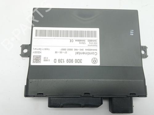 Used Electronic module VW TOUAREG (7LA, 7L6, 7L7) 2.5 R5 TDI (174 hp) 29148758
