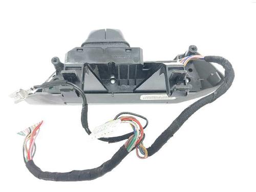 Switch LAND ROVER RANGE ROVER SPORT I (L320) 2.7 D 4x4 | BP12594117I30 