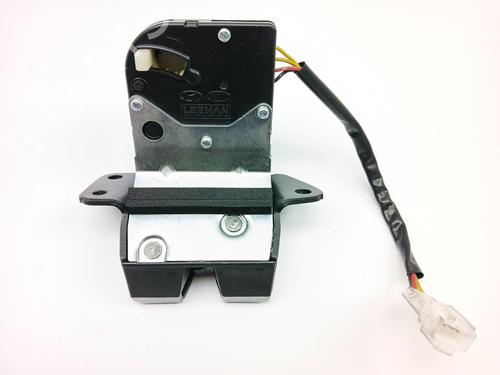 Used Tailgate lock KIA RIO III (UB) 1.25 CVVT (86 hp) 30361433