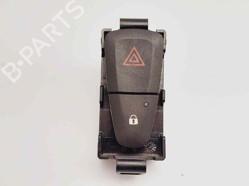 Used Warning switch Warning switch DACIA DOKKER Box Body/MPV 1.5 Blue dCi 95 (FEJL) (95 hp) 20684098 20684098