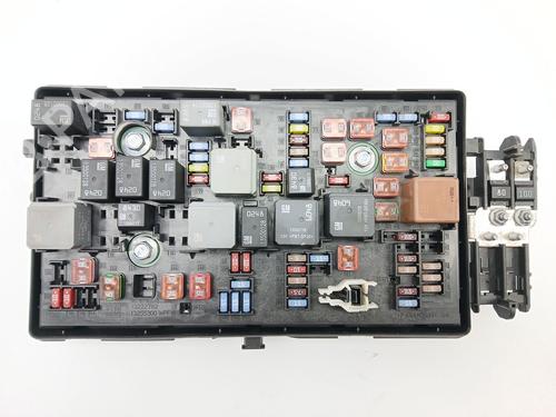 Used Fuse box OPEL INSIGNIA A Saloon (G09) 2.0 CDTI (69) (160 hp) 29886412
