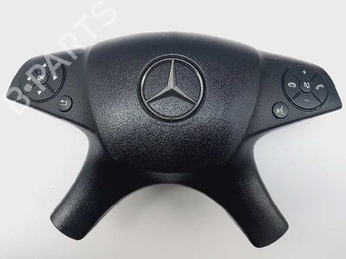 Førerens kollisjonspute MERCEDES-BENZ C-CLASS (W204) C 200 CDI (204.001) (136 hp) 17514952