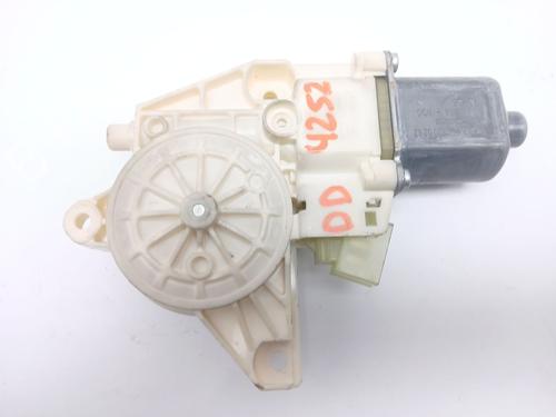 right-front-window-motor-mercedes-benz-c-class-w204-2007-2008-2009-2010-2011-2012-2013-2014-2015-32322710 main image