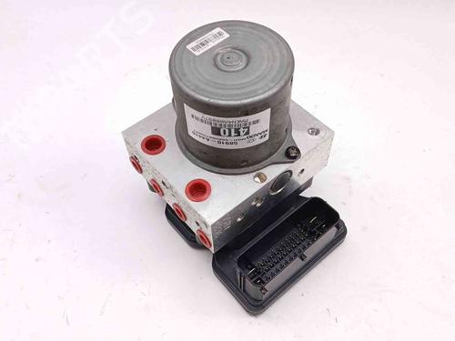abs-pump-kia-carens-iv-2013-40228998 main image