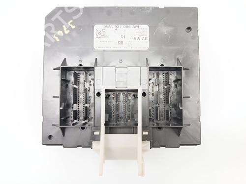 Used Electronic module Electronic module CUPRA LEON (KL1, KU1, KUG) 1.5 TSI (150 hp) 21556536 21556536