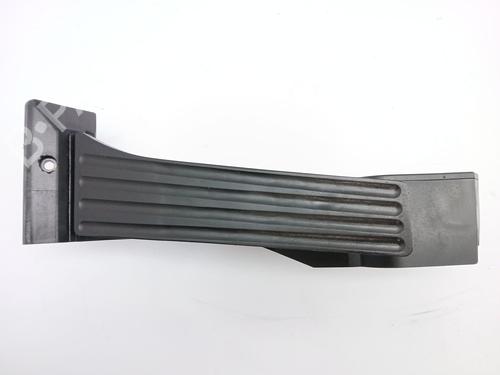 pedal-bmw-5-e60-2001-2002-2003-2004-2005-2006-2007-2008-2009-2010-23901716 main image