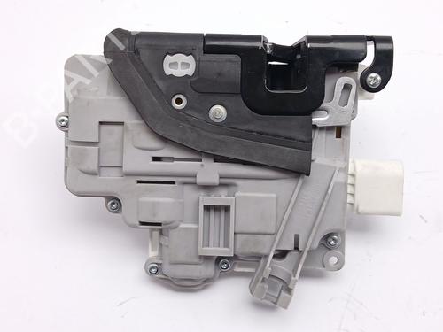Vergrendeling rechts voor AUDI A4 B8 Avant (8K5) 1.8 TFSI quattro (160 hp) 25900920