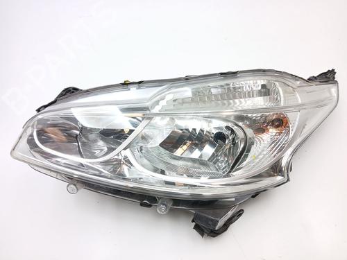 Phare gauche PEUGEOT 208 I (CA_, CC_) 1.2 VTI 82 (82 hp) 32065966