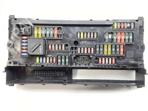 Used Fuse box Fuse box BMW 5 (F10) 525 d (204 hp) 11237815 11237815