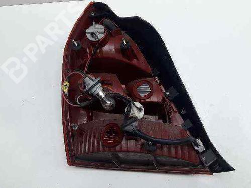 Right taillight HYUNDAI ELANTRA III Saloon (XD)  | BP5651967C35 