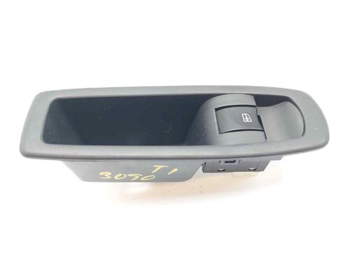 Used Left rear window switch Left rear window switch RENAULT KOLEOS I (HY_) 2.0 dCi 4x4 (HY0K) (150 hp) 20682949 20682949