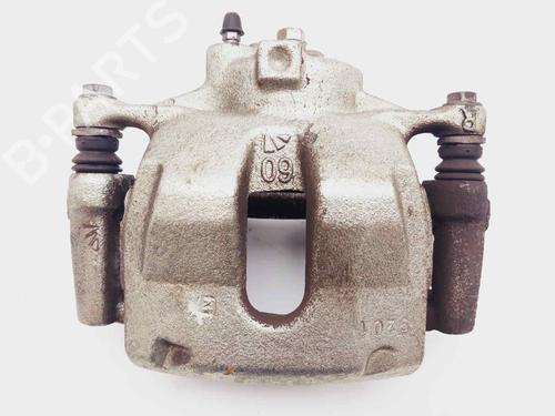 Used Right front brake caliper Right front brake caliper TOYOTA C-HR (_X1_) 1.8 Hybrid (ZYX10_, ZYX11_, ZYX10R, ZYX11R) (122 hp) 14818591 14818591