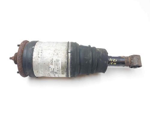 Used Right rear shock absorber Right rear shock absorber LAND ROVER RANGE ROVER III (L322) [2002-2012] 13619560 13619560