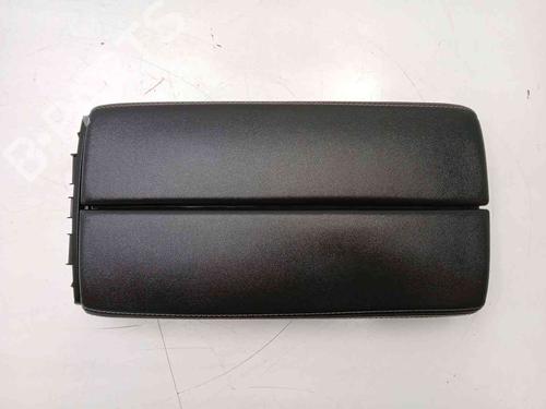 Used Armrest / Center console Armrest / Center console 37640387 37640387