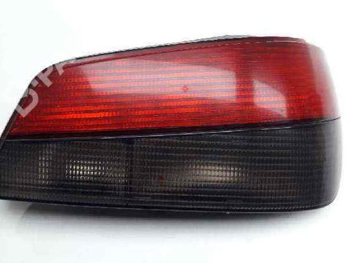 Høyre baklys PEUGEOT 306 Hatchback (7A, 7C, N3, N5) 1.8 16V (112 hp) 4736875