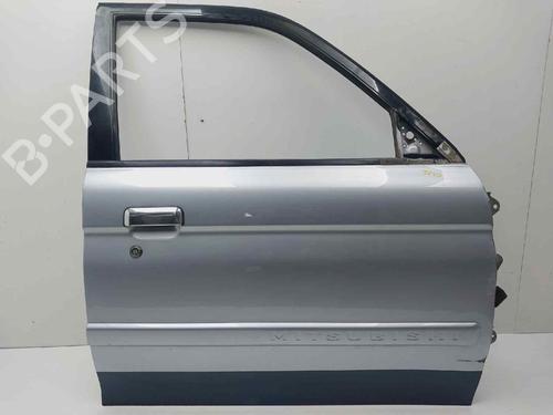 Used Right front door Right front door 15981601 15981601