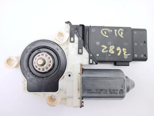 Used Right front window motor Right front window motor VW GOLF IV (1J1) 1.9 TDI (110 hp) 22758442 22758442