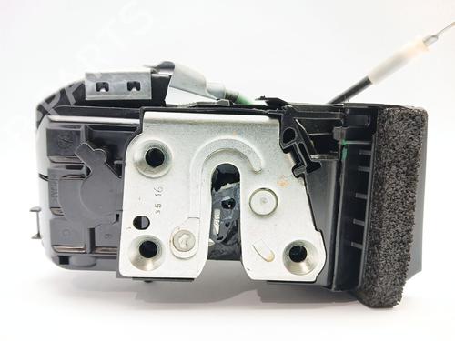 Venstre bagtil lås Venstre bagtil lås NISSAN JUKE (F15) 1.2 DIG-T (115 hp) 21588746 21588746