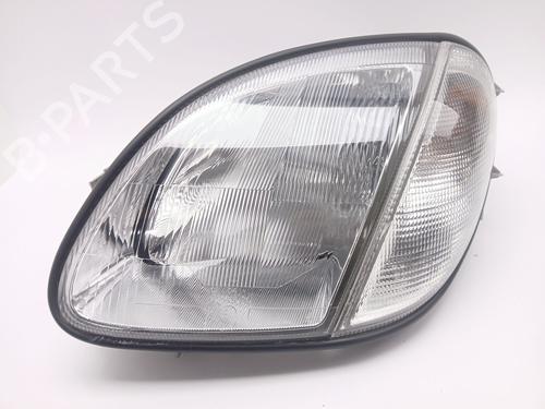 Used Right headlight MERCEDES-BENZ SLK (R170) 230 Kompressor (170.449) (197 hp) 32346159