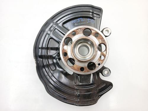 Used Right front steering knuckle MERCEDES-BENZ A-CLASS (W176) A 200 CDI / d (176.008) (136 hp) 30787640