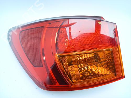 Venstre baglygte LEXUS IS II (_E2_) 220d (ALE20) (177 hp) 32065978