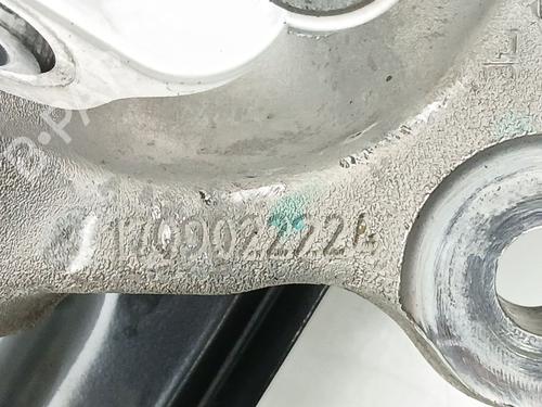 Left front steering knuckle RENAULT MEGANE IV Grandtour (K9A/M/N_) 1.6 dCi 130 | BP22809274M25