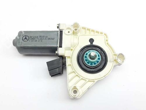 Used Right front window motor Right front window motor MERCEDES-BENZ A-CLASS (W169) A 180 CDI (169.007, 169.307) (109 hp) 20681758 20681758
