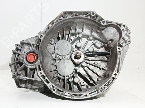 Used Gearbox RENAULT TRAFIC II Bus (JL) 2.5 dCi 145 (JL0J) (146 hp) 32669218