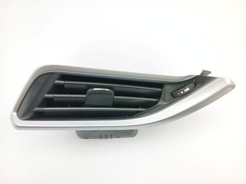 Used Air vent PEUGEOT 208 I (CA_, CC_) 1.6 BlueHDi 100 (100 hp) 24538791