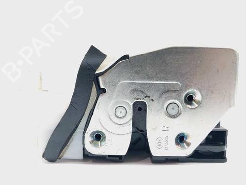 front-right-lock-kia-carens-iv-81320a4010-2013-20686105 main image