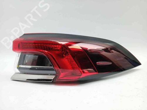 Used Right taillight Right taillight TOYOTA COROLLA Saloon (_E21_) 1.8 VVTi Hybrid (ZWE211, MZEA12) (98 hp) 36529588 36529588