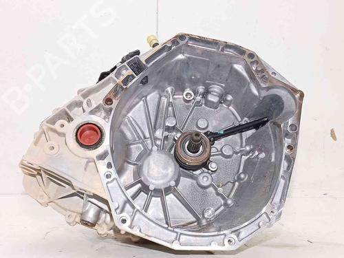 gearbox-renault-express-box-bodympv-2021-38752395 main image