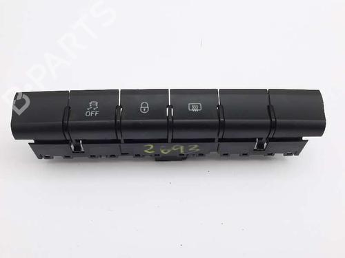 Used Switch Switch SKODA RAPID Spaceback (NH1) 1.6 TDI (90 hp) 20681458 20681458