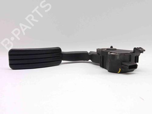 pedal-renault-express-box-bodympv-2021-38750004 main image