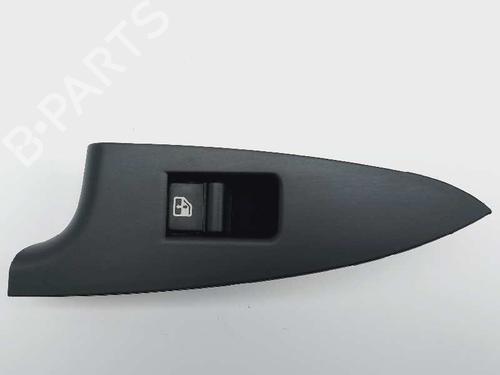 Used Left rear window switch Left rear window switch ALFA ROMEO GIULIETTA (940_) [2010-2020] 20685135 20685135