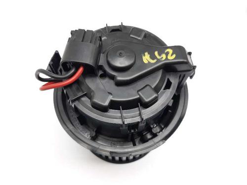 Used Heater blower motor Heater blower motor PEUGEOT 208 I (CA_, CC_) 1.4 HDi (68 hp) 20681381 20681381